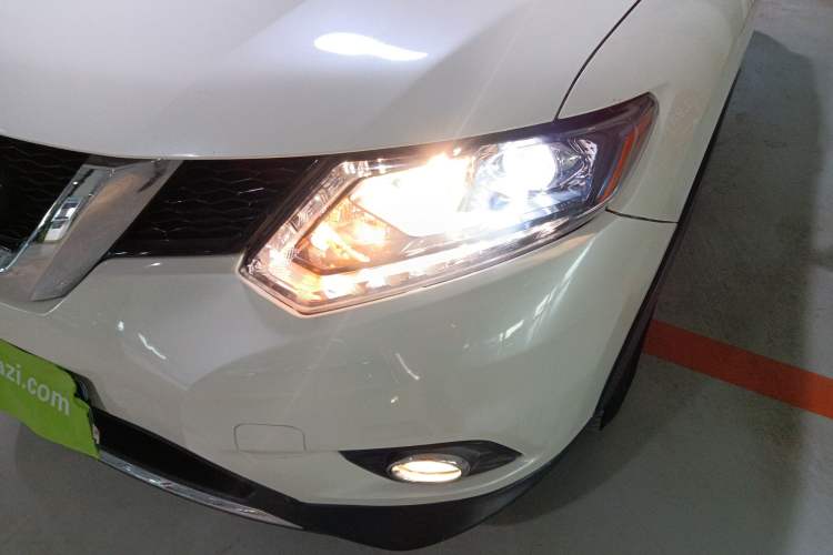 Used Nissan X-Trail 2014 2.5L CVT Luxury Edition 4WD
