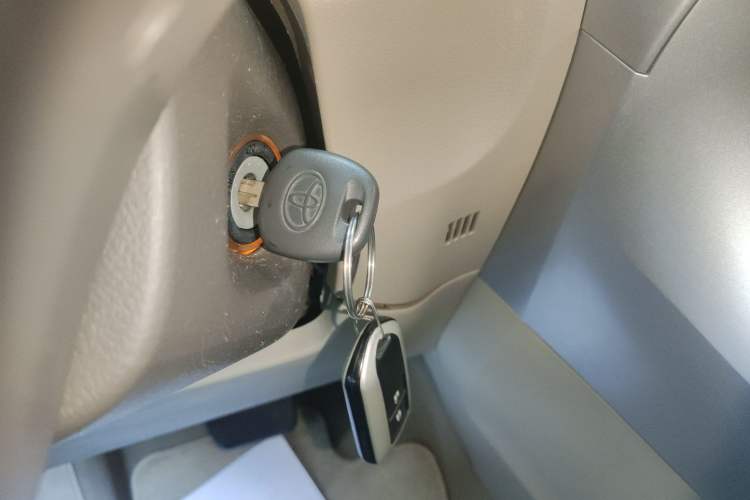 Used Toyota Verso 2012 180E CVT Elite Multi-Function Version