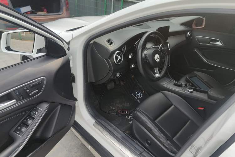 Used Mercedes-Benz GLA 2016 GLA 220 4MATIC Fashion Edition
