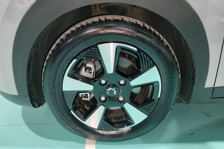 Used Wuling Bingo PLUS 2024 510 km Flagship Edition Four-Seater Version
