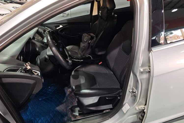 Used Ford Focus 2015 Hatchback EcoBoost 180 Automatic Elite Model
