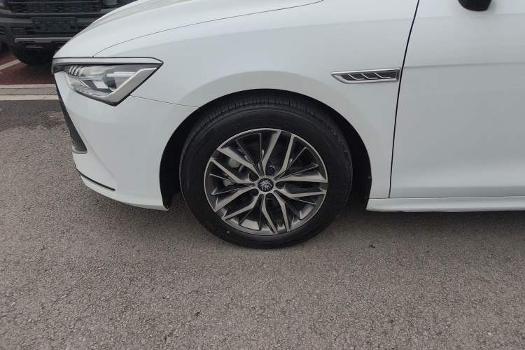 Used BYD Qin PLUS 2021 DM-i 55KM Flagship Model
