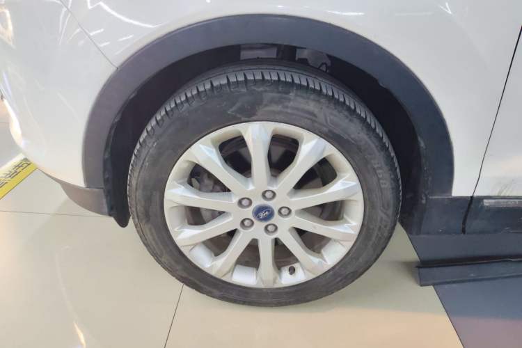 Used Ford Kuga 2015 1.5L GTDi Four-Wheel-Drive Elite Model