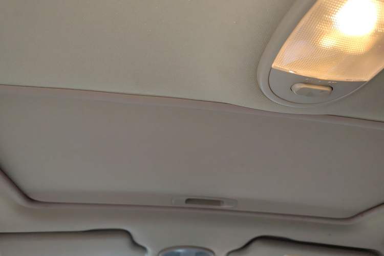 Used Buick Excelle 2013 1.5L Manual Classic Model
