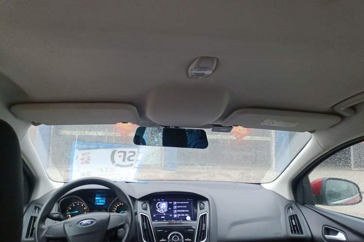 Used Ford Focus 2015 Hatchback 1.6L Automatic Comfort Model
