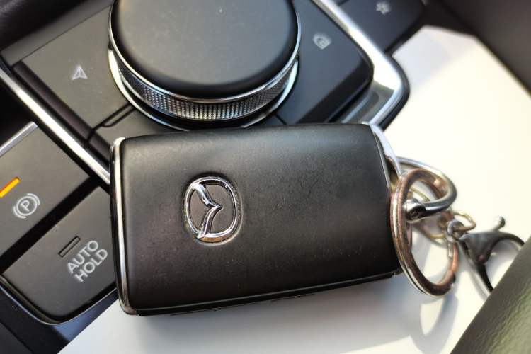 Used Mazda Mazda 3 Axela 2023 2.0L Automatic ZhiZhen Edition
