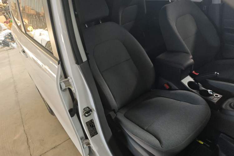 Used Wuling Hongguang New Energy 2025 Extended-Range Hybrid 50KM Comfort Version