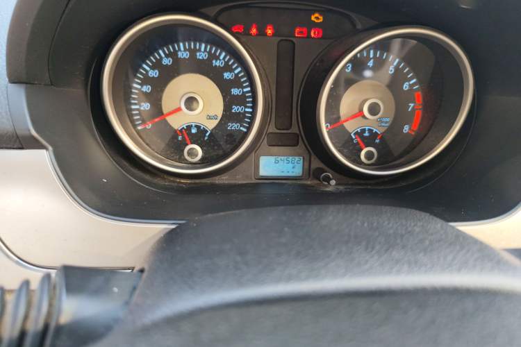 Used Buick Excelle 2013 1.5L Manual Classic Model
