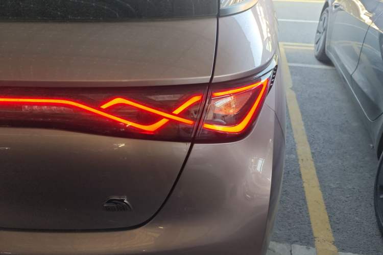 Used BYD Dolphin 2021 405 km Fashion Edition
