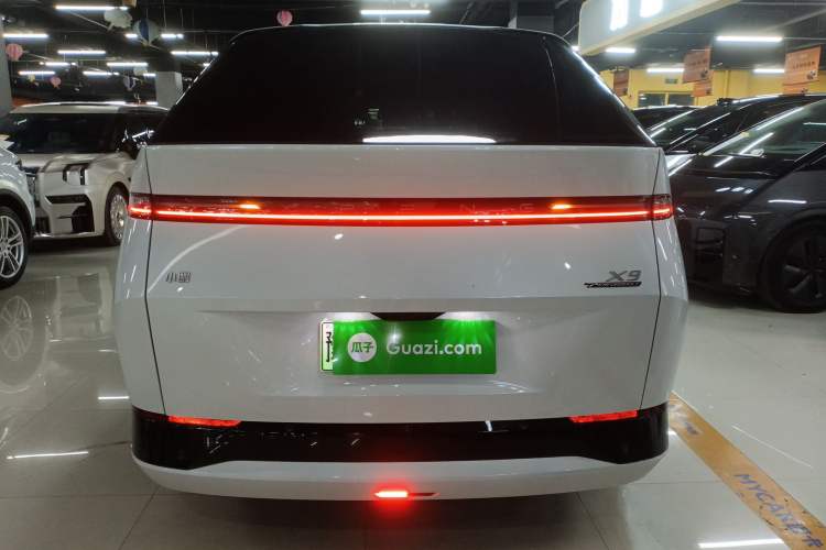 Used XPeng X9 2024 640 All-Wheel Drive High-Performance Max
