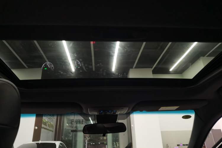 Used Toyota Avalon 2022 Dual-Engine 2.5L Luxury Edition