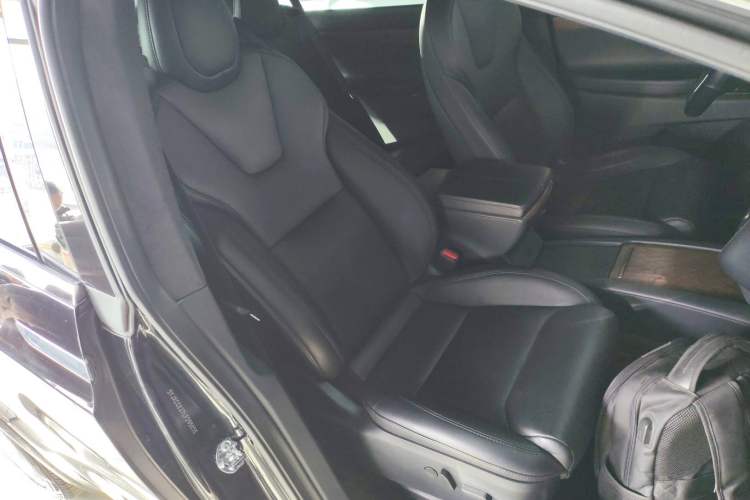 Used Tesla Model X 2019 Long-Range Version
