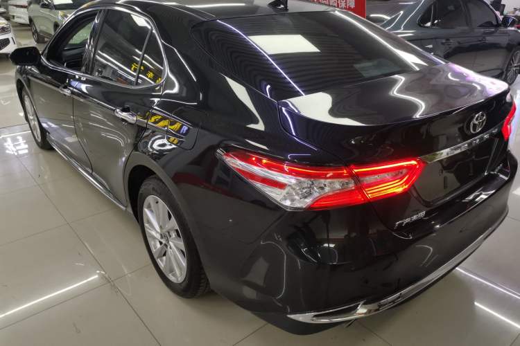 Used Toyota Camry 2023 2.0G Luxury Edition
