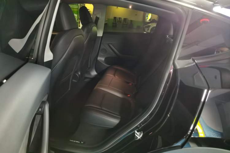 Used Tesla Model Y 2022 Performance High-Performance All-Wheel-Drive Version
