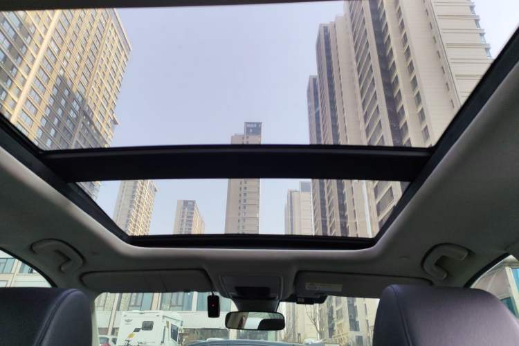 Used Honda Breeze 2023 240TURBO Two-Wheel-Drive Luxury Edition 5 Seats
