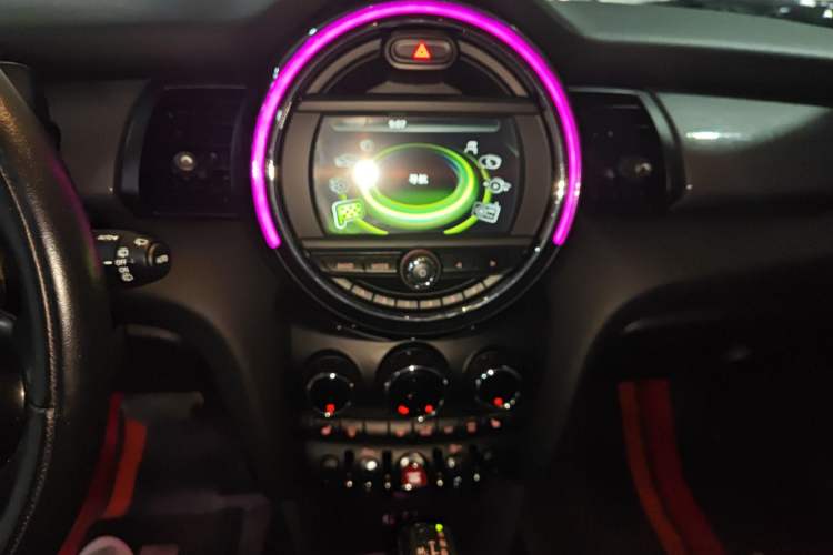 Used  MINI 2014 1.5T COOPER Fun
