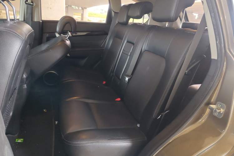 Used Chevrolet Captiva 2017 2.4L 4x4 Flagship Edition 7-Seater
