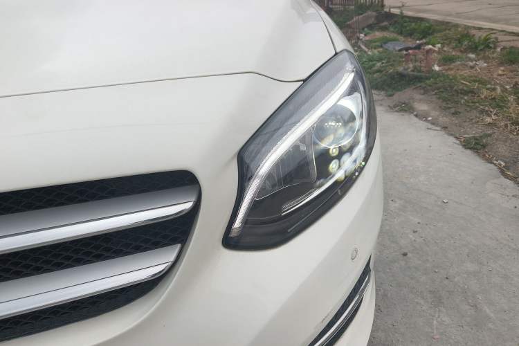 Used Mercedes-Benz B-Class 2018 B 200 Fashion Model
