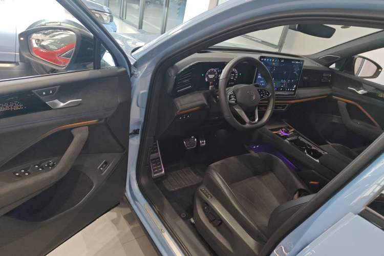 Used Volkswagen Tiguan L 2024 PRO 380TSI Four-Wheel Drive R-Line Prestige Edition