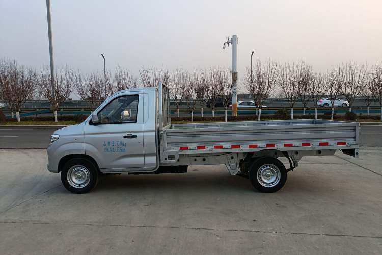 Used Ruichi EC71 2024 EC71L Cargo Pioneer I Model 41.85 kWh
