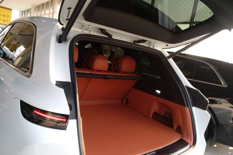 Used Li Auto L6 2024 Pro Model
