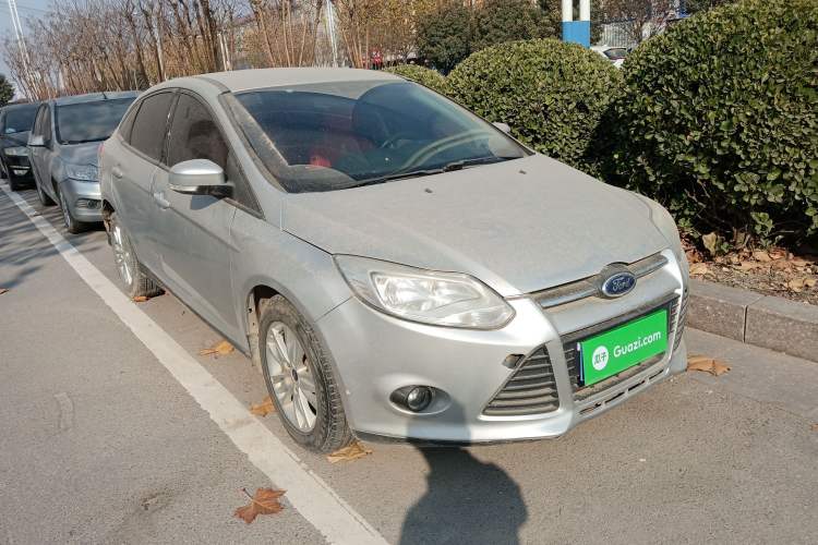 Used Ford Focus 2012 Sedan 1.6L Automatic Comfort Model
