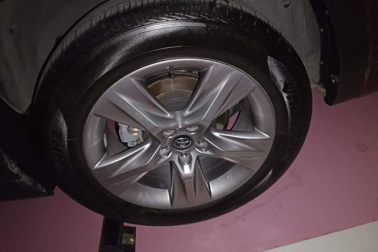 Used Toyota Highlander 2015 2.0T Four-Wheel Drive Ultimate Edition 7-Seater
