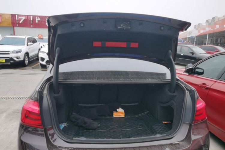 Used BMW 3 Series 2017 320Li Fashion Model
