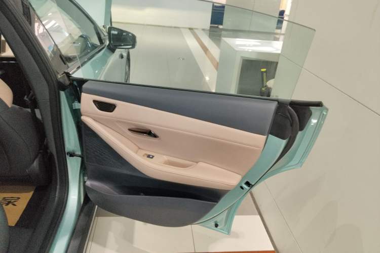 Used  SL03 2022 515 Pure Electric Version
