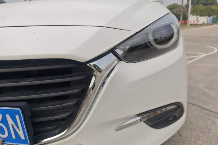 Used Mazda Mazda 3 Axela 2017 Sedan 1.5L Automatic Luxury Model Emission Standard China V
