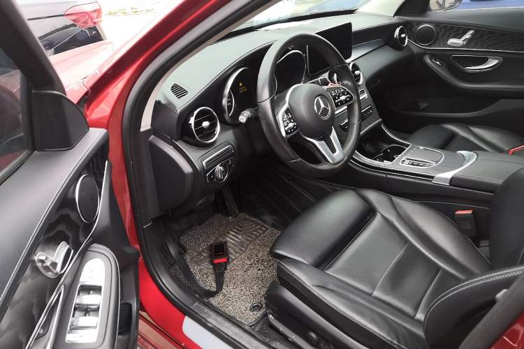 Used Mercedes-Benz C-Class 2019 C 180 L Fashion Edition Sport Version
