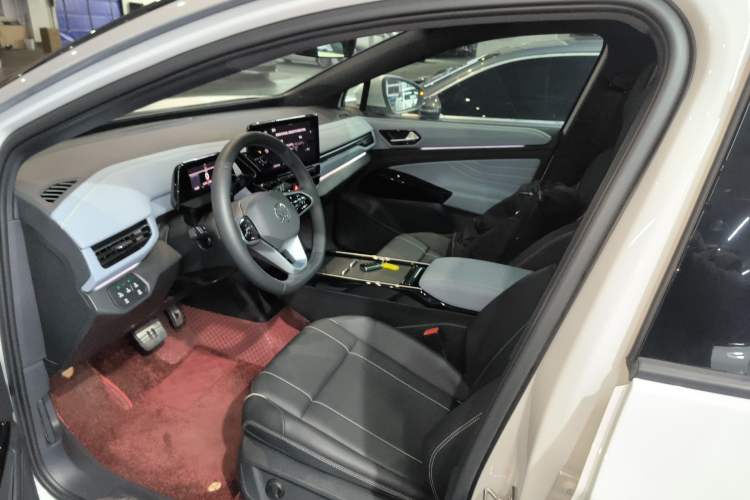 Used Volkswagen ID.4 X 2024 Pure & Smart Edition