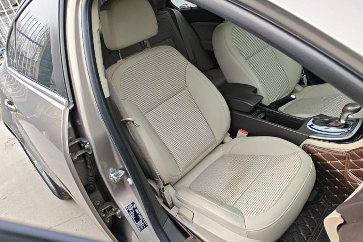 Used Buick Regal 2014 2.0L Leading Fashion Edition
