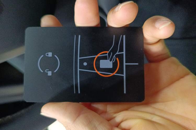 Used Tesla Model 3 2019 Long-Range All-Wheel-Drive Version
