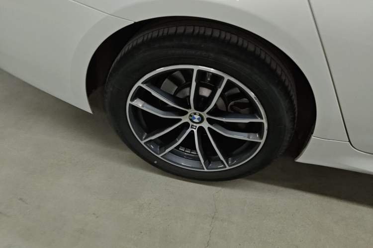 Used BMW 5 Series 2022 Second Facelift 525Li M Sport Package