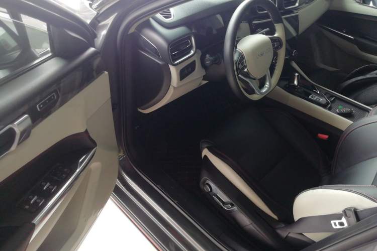 Used Lynk & Co 02 2018 1.5T DCT Two-Wheel Drive Zhaopu Version China V Standard