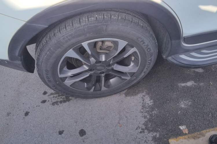 Used Geely Auto Vision X3 2019 Upgraded Model 1.5L Manual Elite Version
