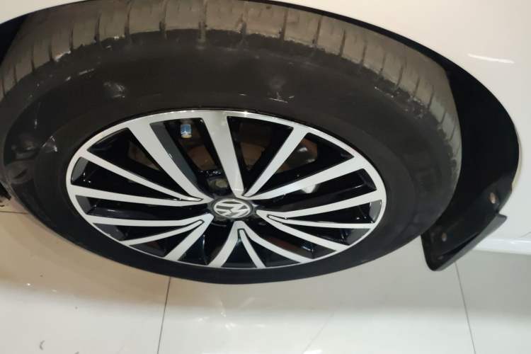 Used Volkswagen Polo 2018 1.5L Automatic Enjoyment Model
