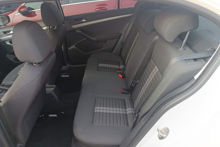 Used Volkswagen Lavida 2019 Lavida Start 1.5L Automatic Trendy Version China VI Standard
