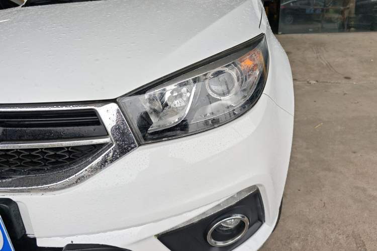 Used Chery Tiggo 3 2015 1.6L Manual Zhishang Commemorative Edition
