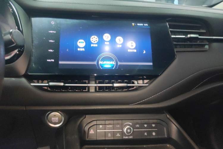 Used Haval F7 2019 1.5T Two-Wheel-Drive i-Type China VI Standard
