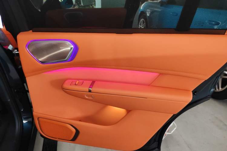 Used Lynk & Co 900 2025 2.0T Ultra
