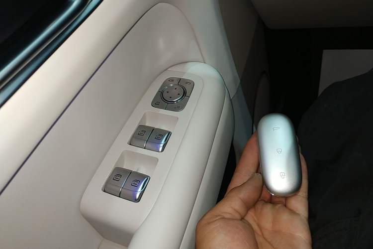 Used Li Auto L6 2025 Pro Smart Refresh Edition
