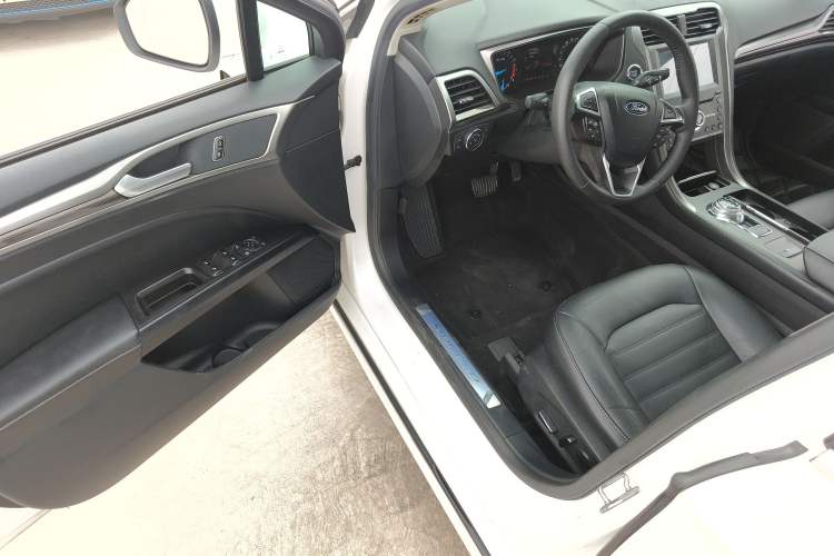 Used Ford Mondeo 2018 EcoBoost 200 Stylish Model
