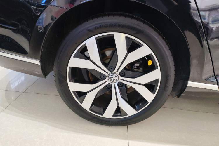 Used Volkswagen Magotan 2018 330TSI DSG Luxury Model
