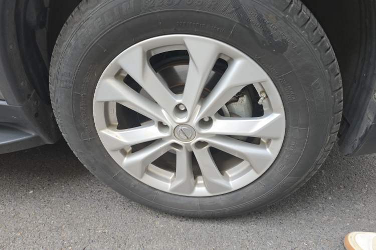 Used Nissan X-Trail 2016 2.5L CVT Sport Edition 4WD
