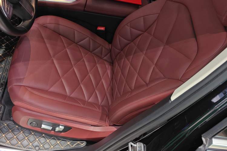 Used BMW X5 2022 Restyled xDrive 30Li Luxury Version M Sport Package