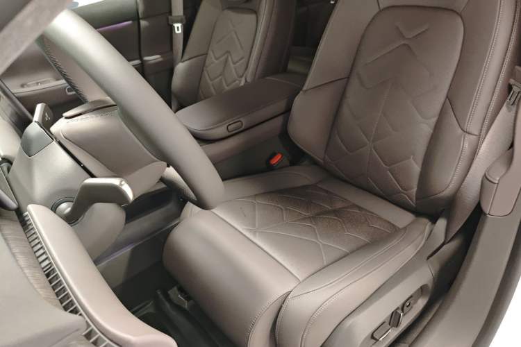 Used Nio ET7 2024 100kWh Executive Signature Edition
