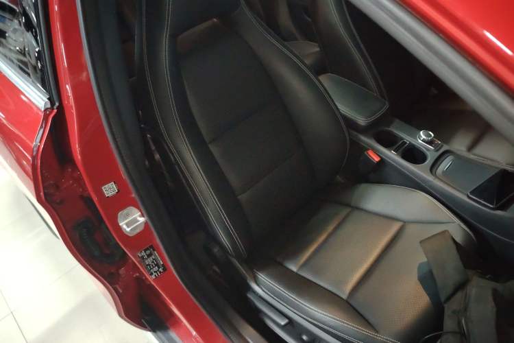 Used Mercedes-Benz GLA 2015 GLA 200 Fashion Model
