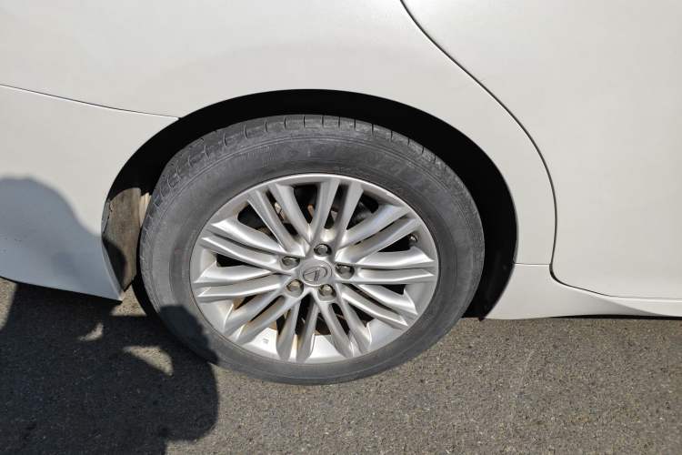 Used Lexus ES 2015 200 Elite Edition
